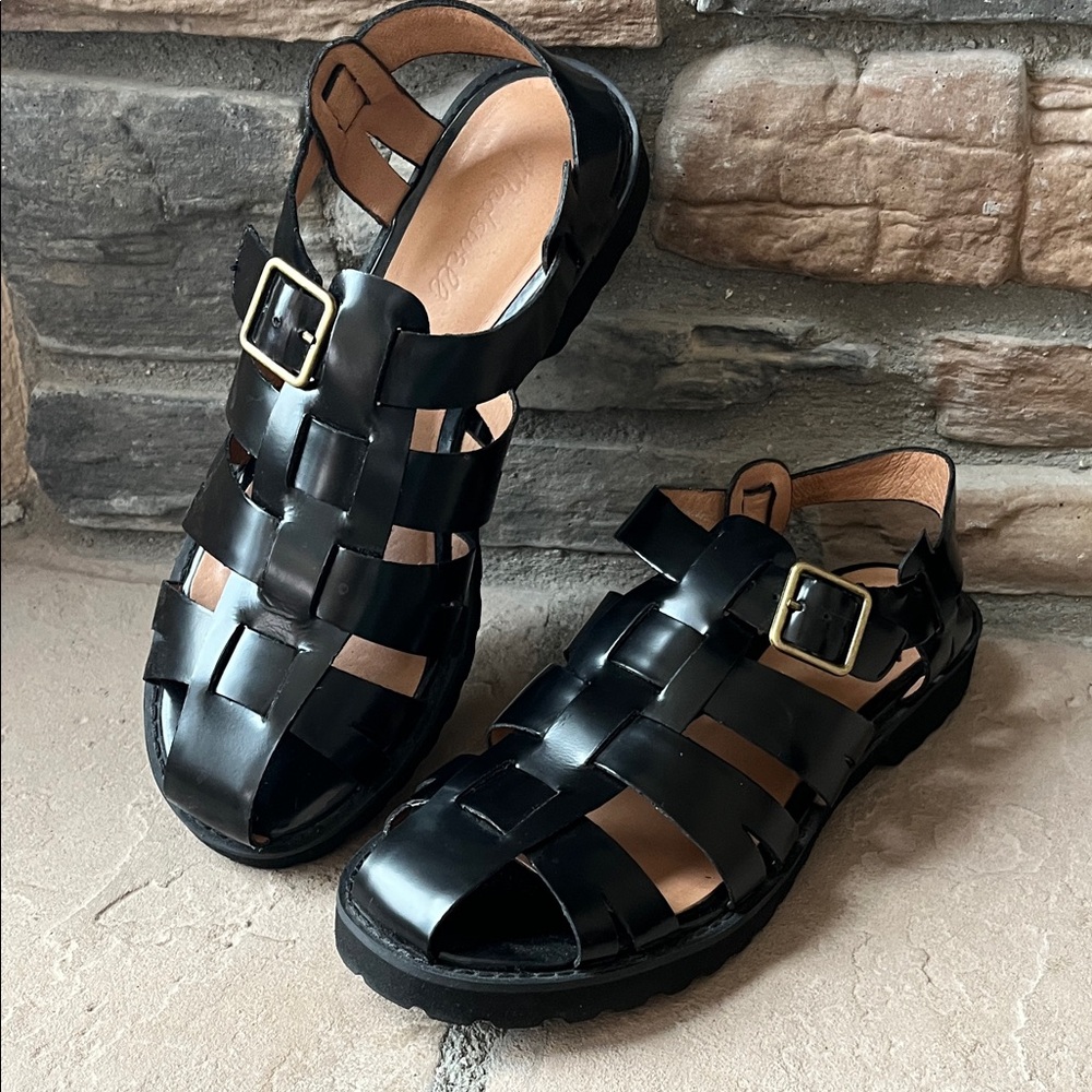 Madewell Black and Tan Leather Sandals
